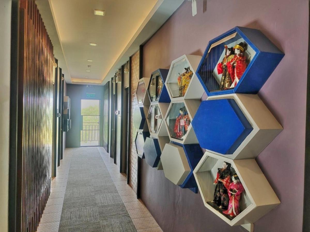 Qoo Hotel Buriram Exterior foto